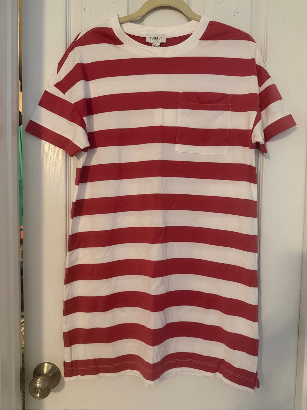 Evereve Red & White Wide-Stripe Pocket Tee